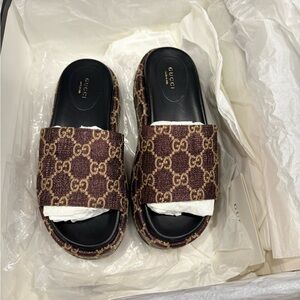 Gucci Women's Brown Slide Sandals